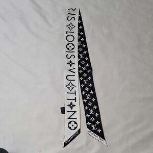 Louis Vuitton Black & White Monogram Silk Bandeau